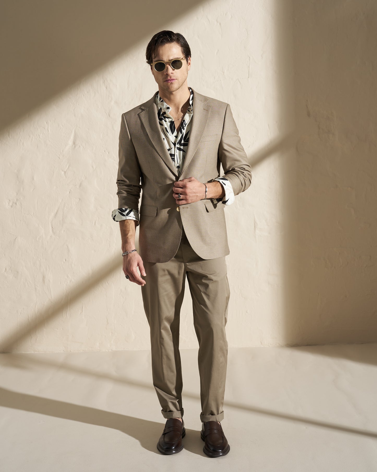 Men’s Lightweight Single-Breasted Blazer – Beige