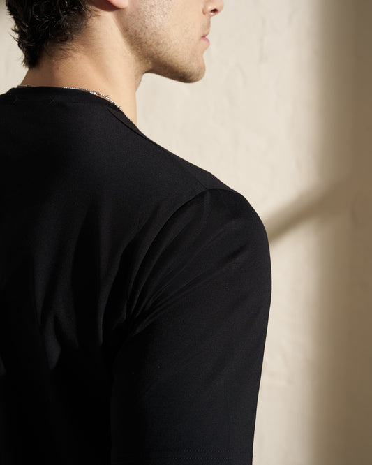 Essential T-Shirt – Black
