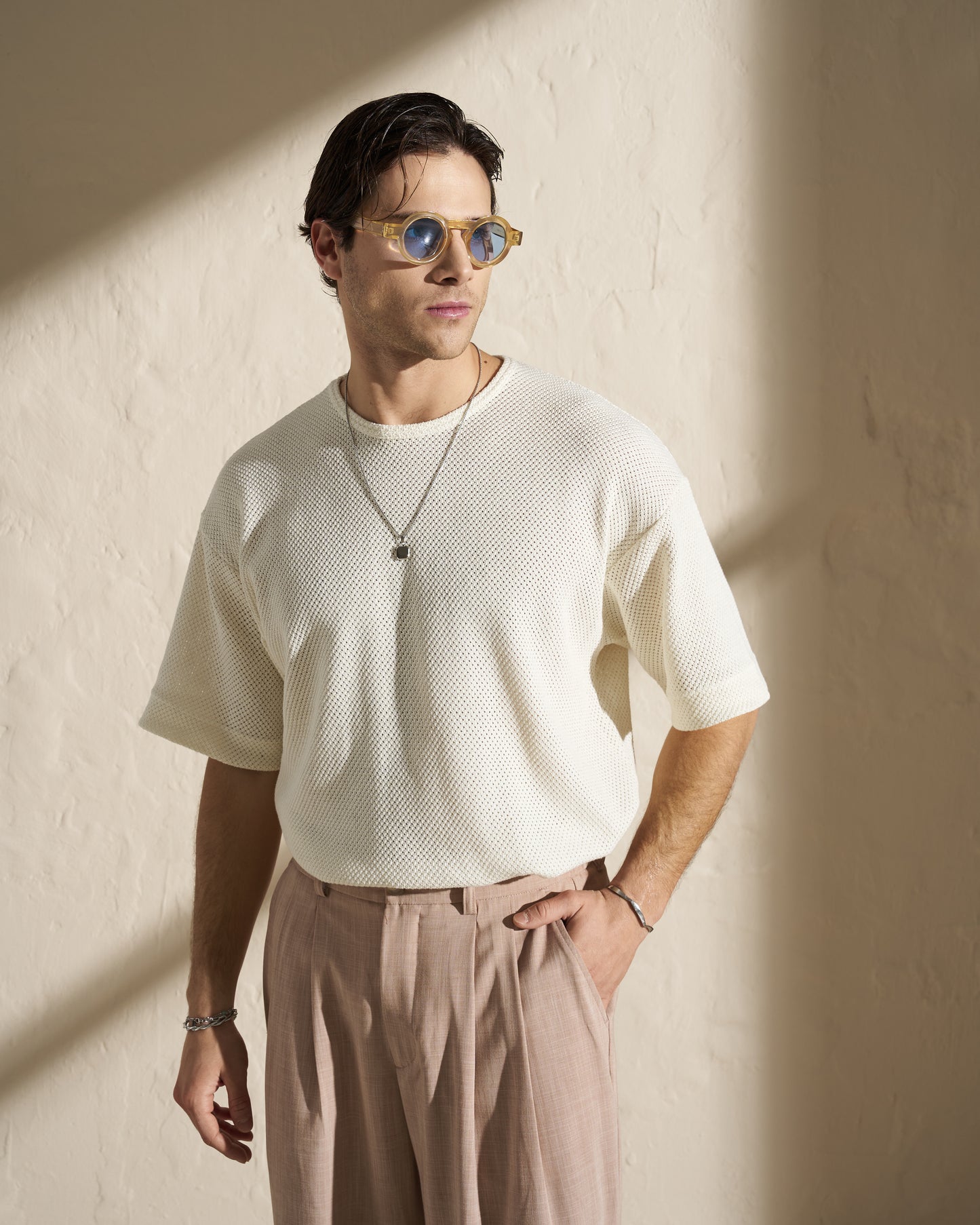 KNITTED SHORT-SLEEVE TOP – OFF WHITE