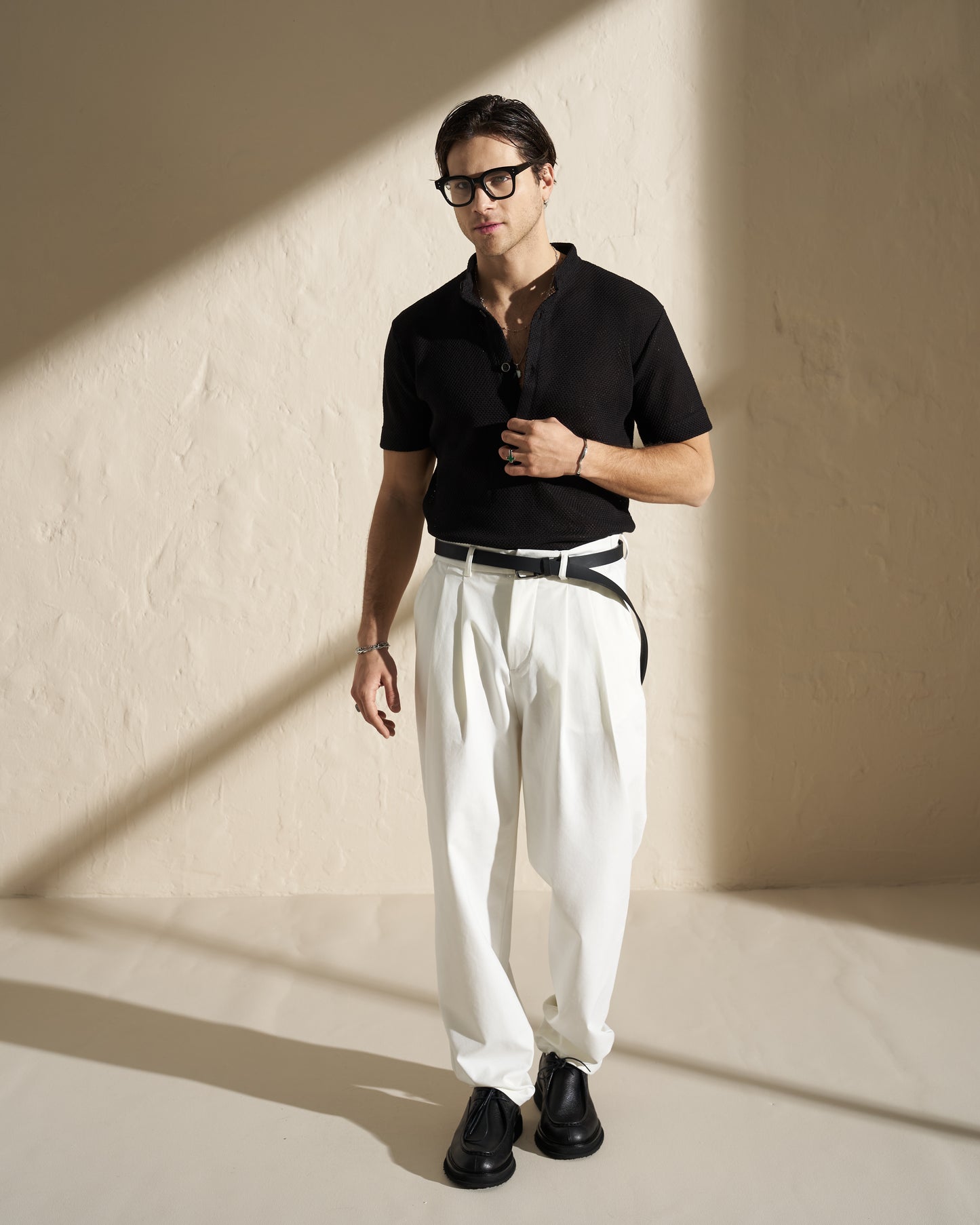 Knitted Mao Short Sleeve Shirt – Black