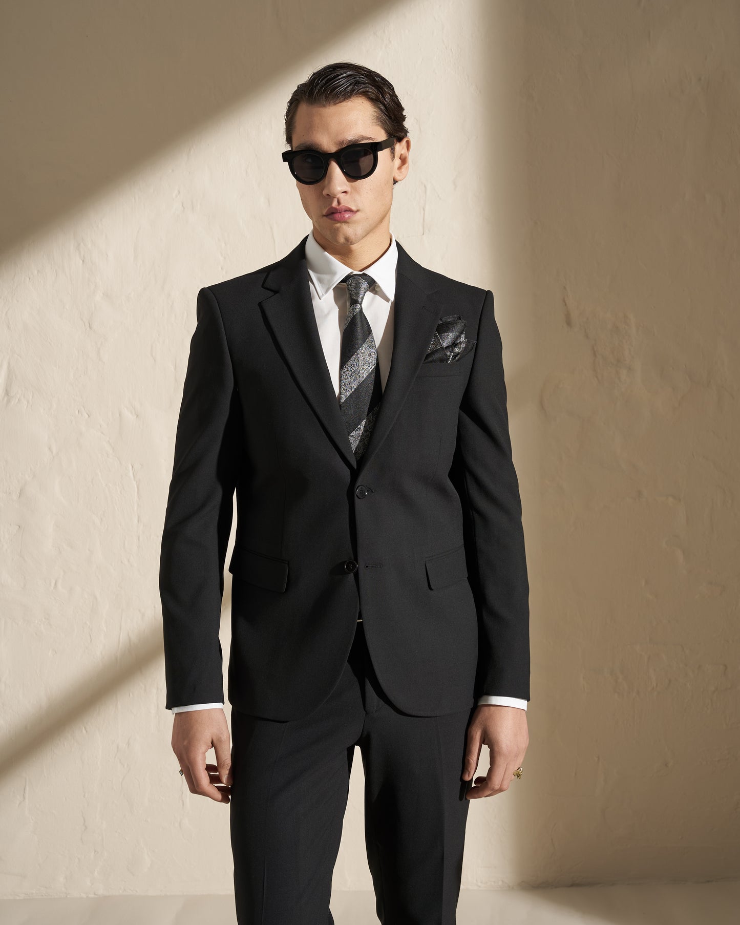 Men’s Two-Piece Suit – Black