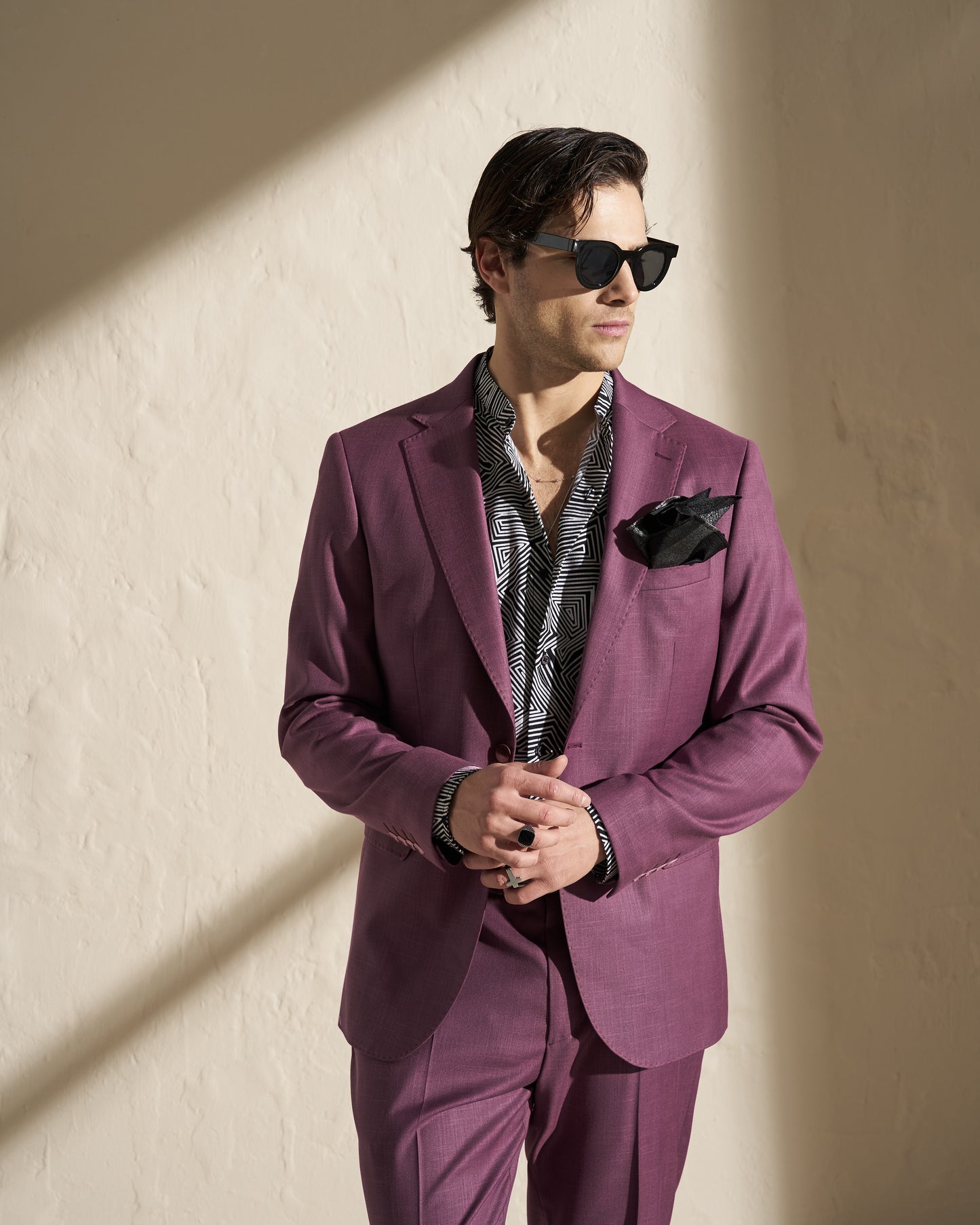 Men’s Lightweight Single-Breasted Blazer – Burgundy