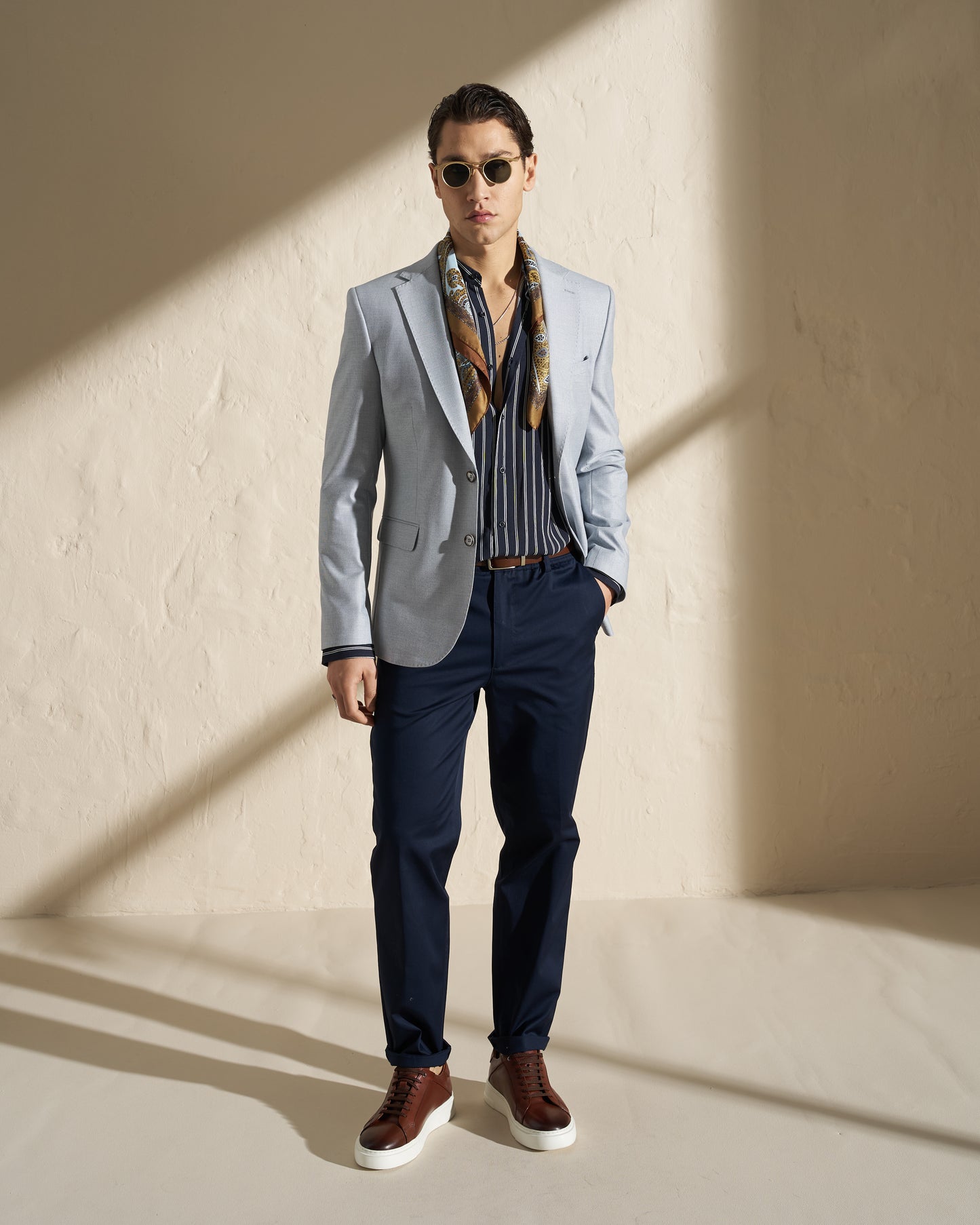 Men’s Lightweight Single-Breasted Blazer – Light Blue