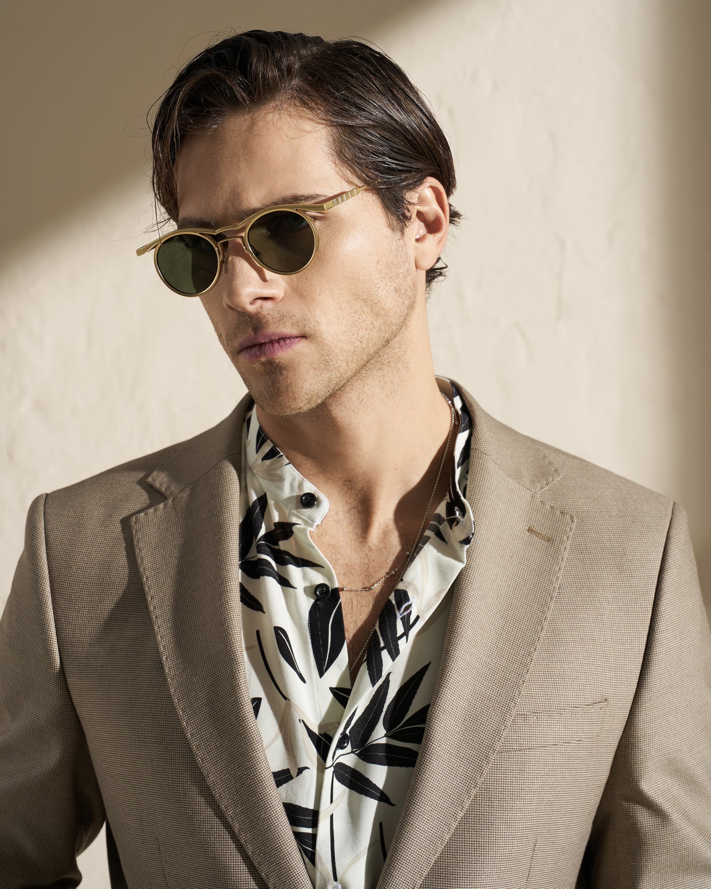 Men’s Lightweight Single-Breasted Blazer – Beige