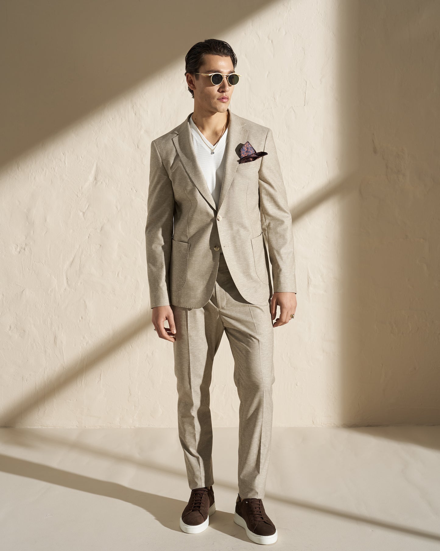 Men’s Lightweight Linen-Blend Blazer – Beige
