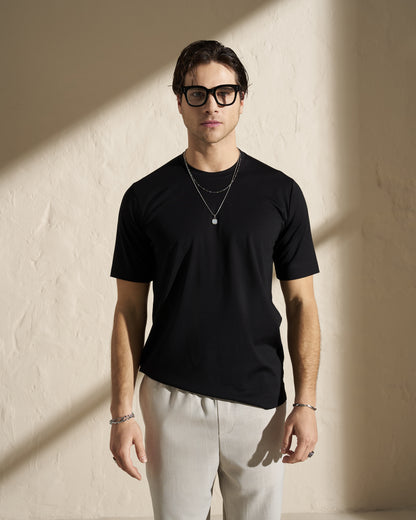 Essential T-Shirt – Black