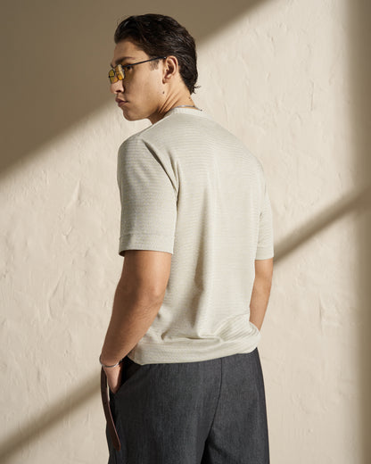 KNITTED V-NECK T-SHIRT