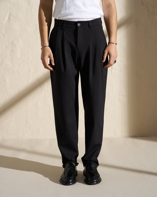 Tailored Pleated Trousers – Black