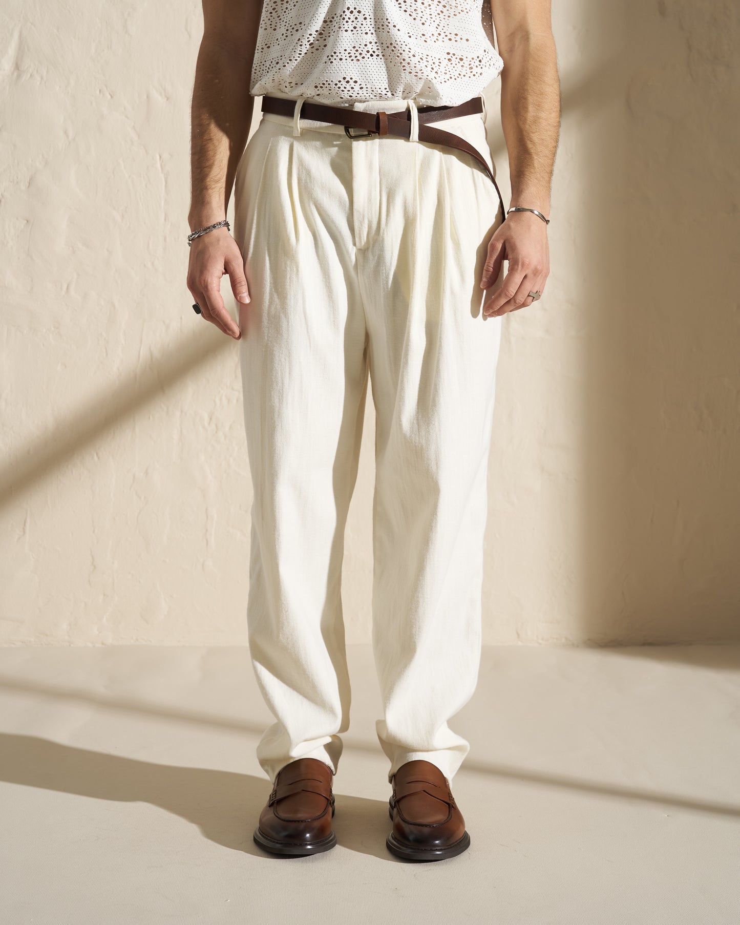 Relaxed Summer Trousers with Soft Texture
