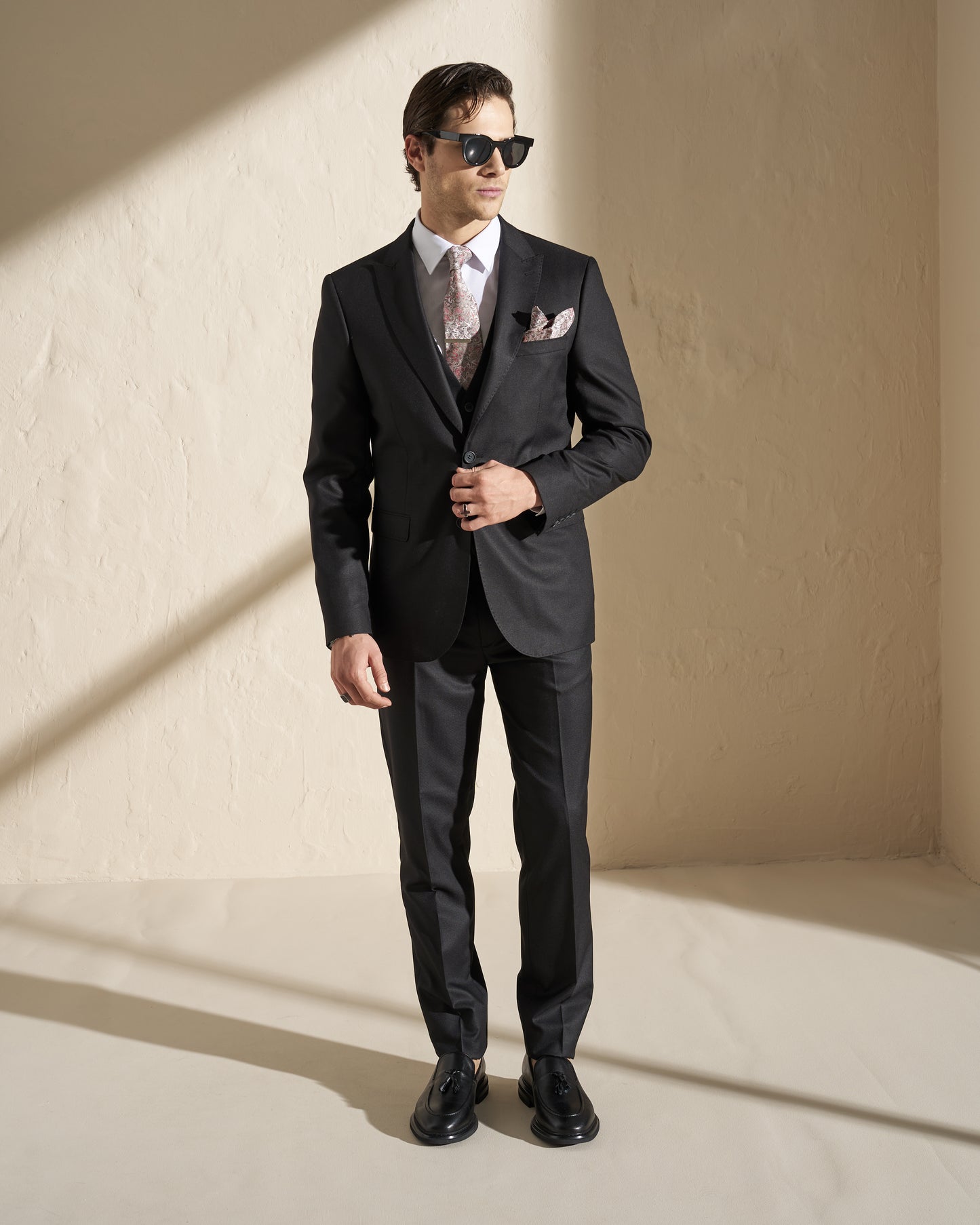 Men’s Three-Piece Suit – Black