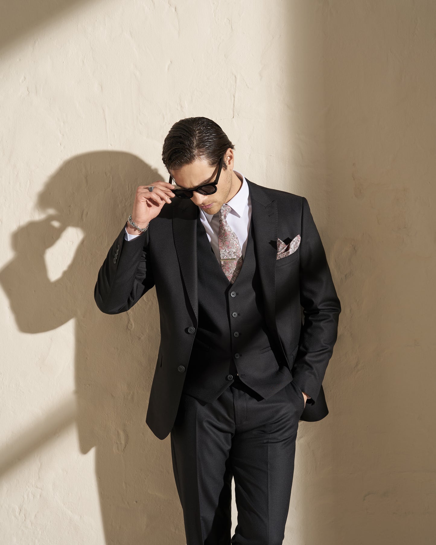 Men’s Three-Piece Suit – Black