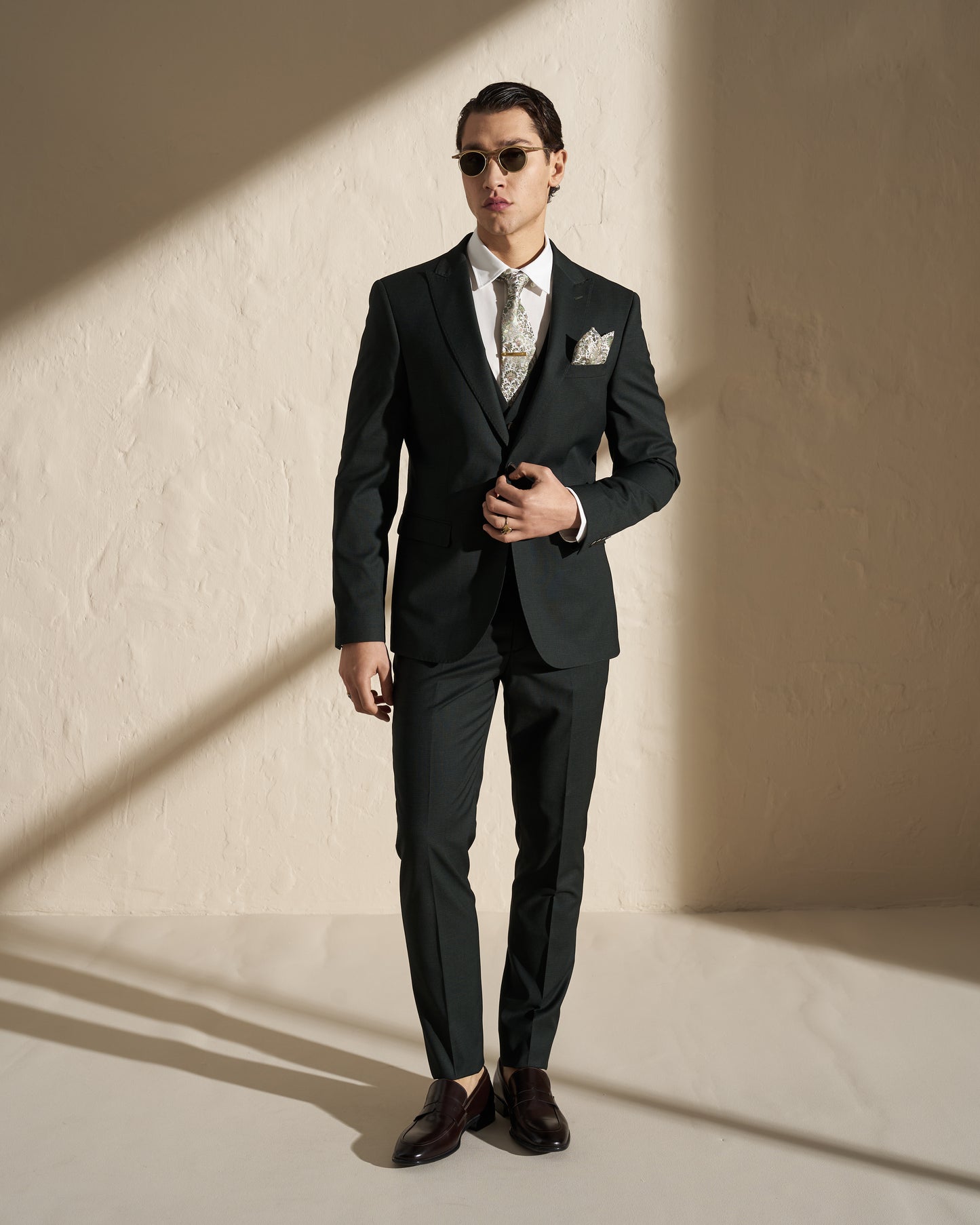 Men’s Three-Piece Suit – Dark Green