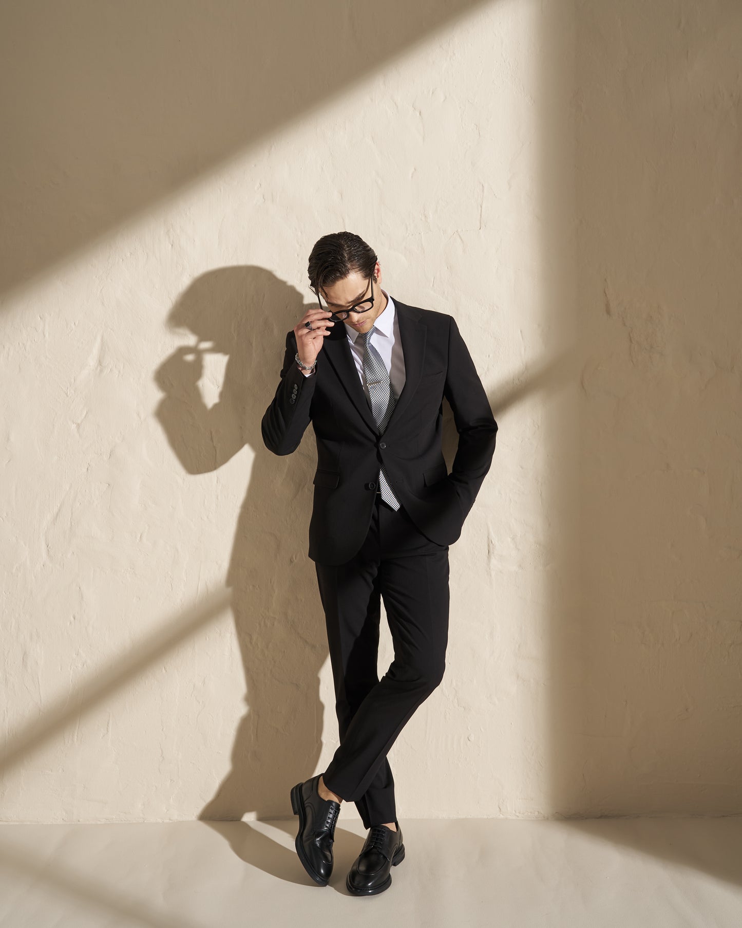 Men’s Three-Piece Suit – Black