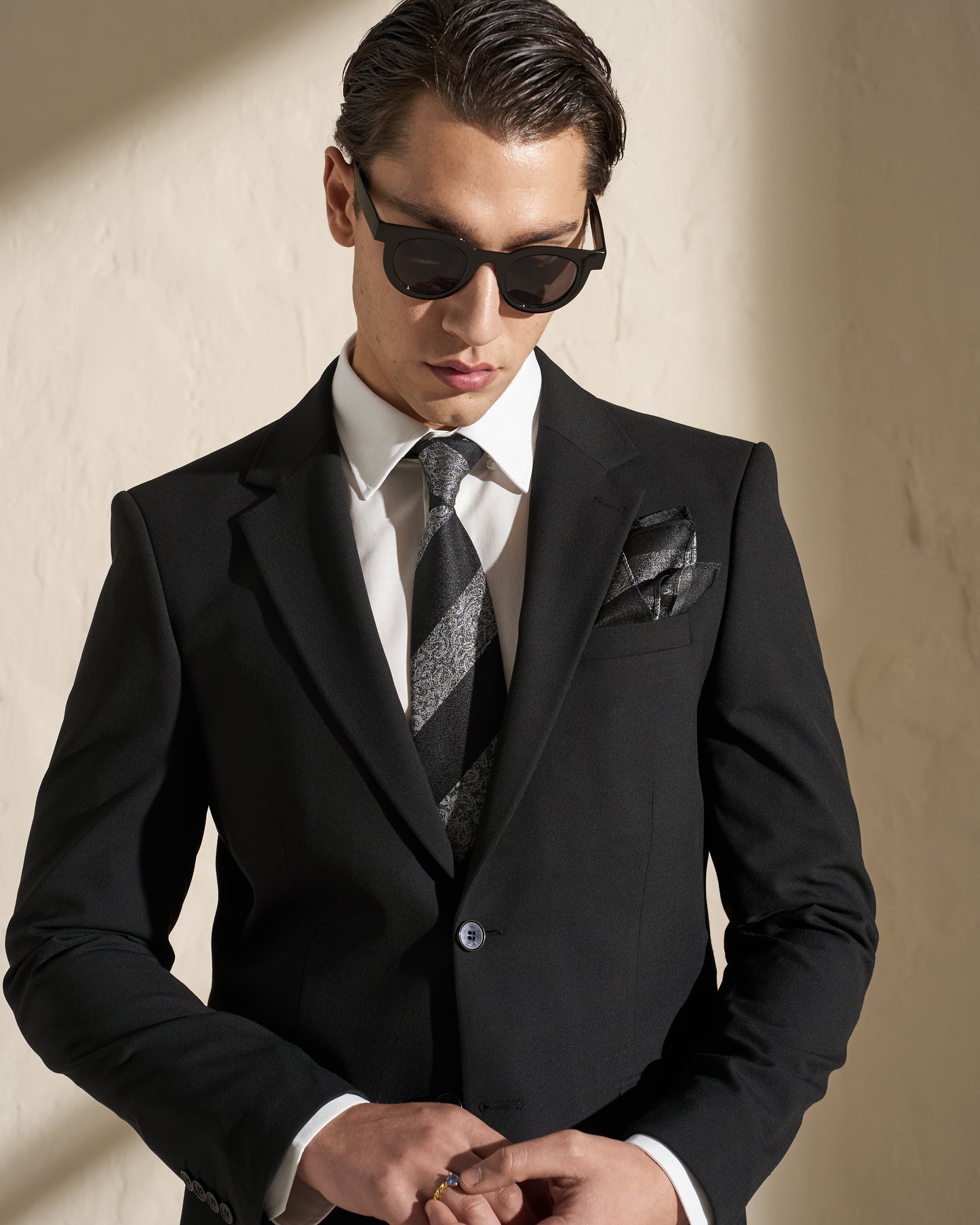 Men’s Two-Piece Suit – Black