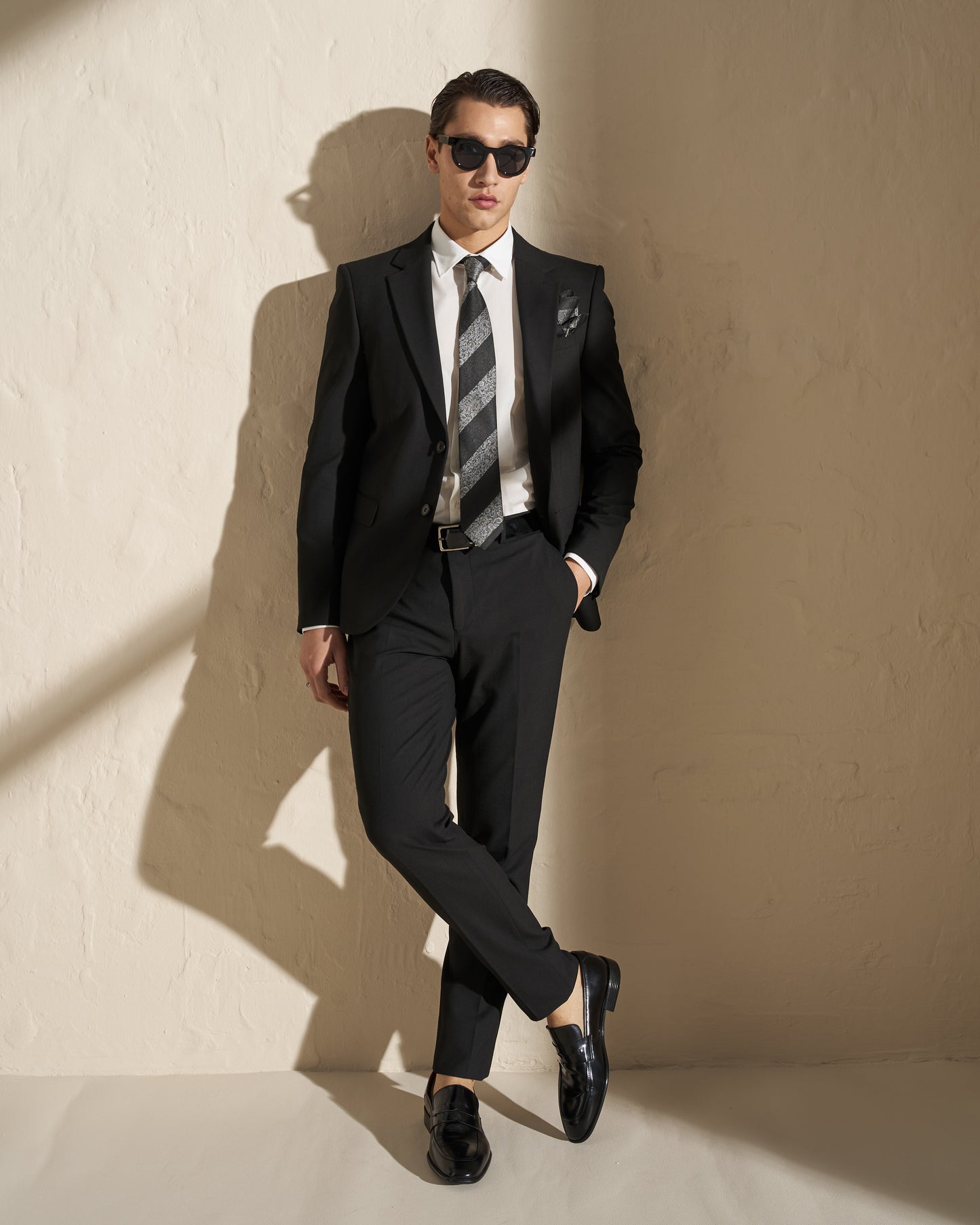 Men’s Two-Piece Suit – Black