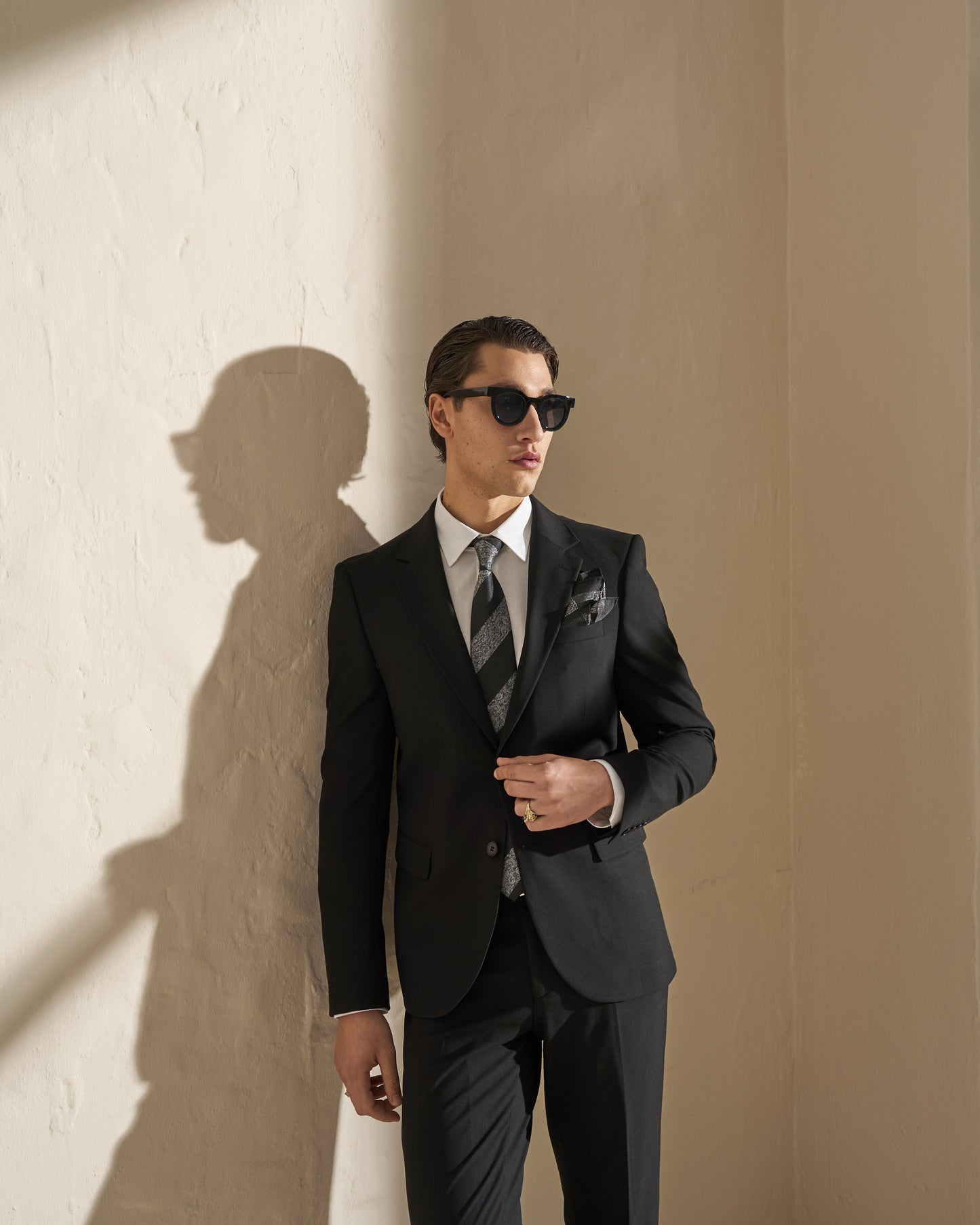 Men’s Two-Piece Suit – Black