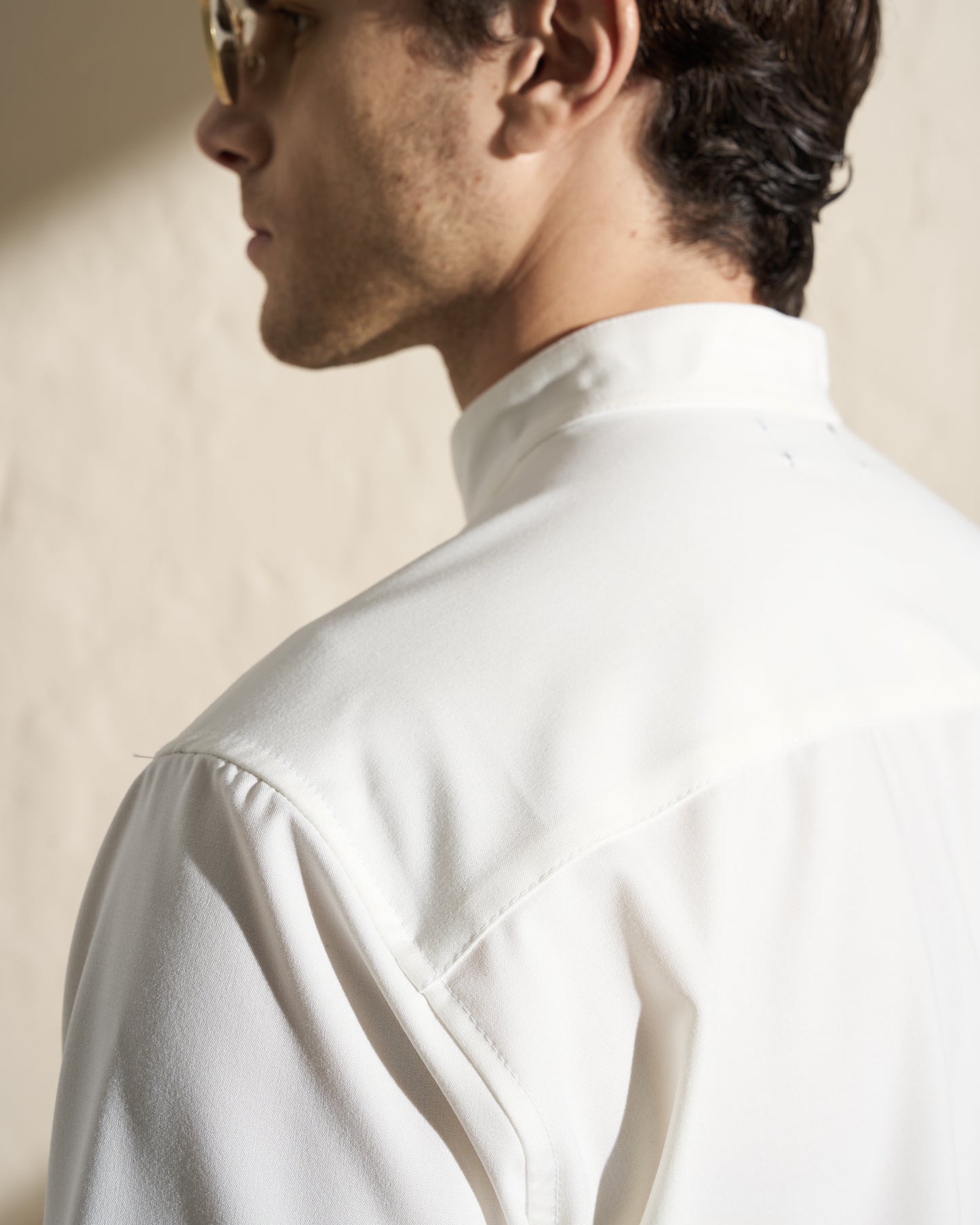 MINIMAL BAND COLLAR SHIRT