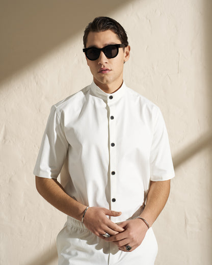 SHORT-SLEEVE MANDARIN COLLAR SHIRT