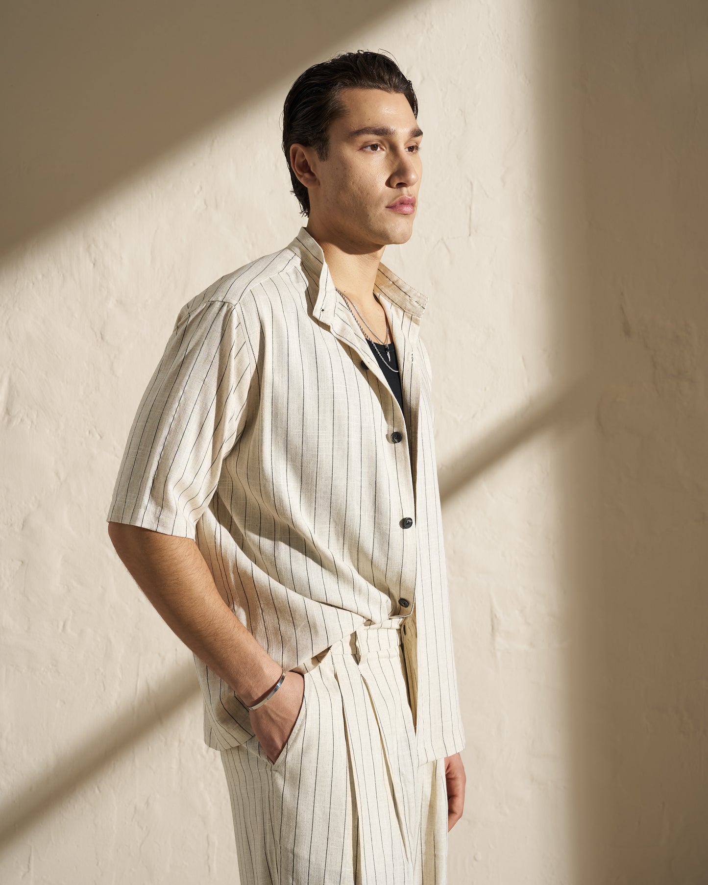 SHORT-SLEEVE STRIPED SHIRT
