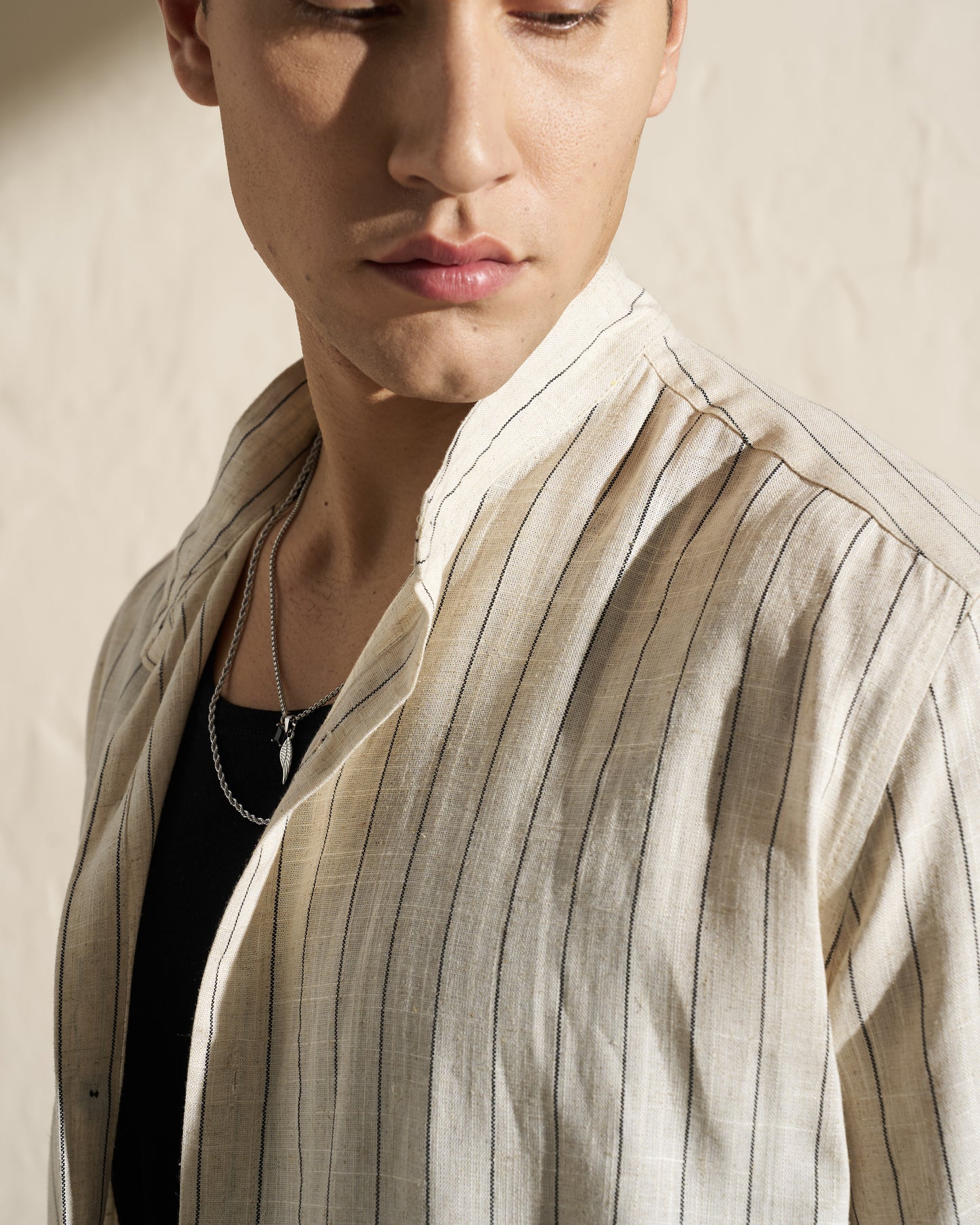 SHORT-SLEEVE STRIPED SHIRT