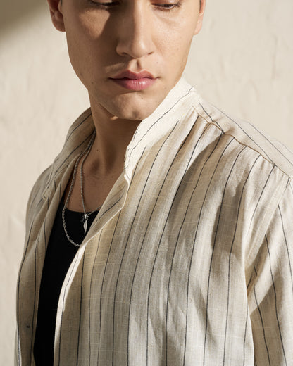 SHORT-SLEEVE STRIPED SHIRT