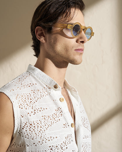 SLEEVELESS PERFORATED SUMMER SHIRT