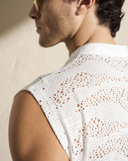 SLEEVELESS PERFORATED SUMMER SHIRT