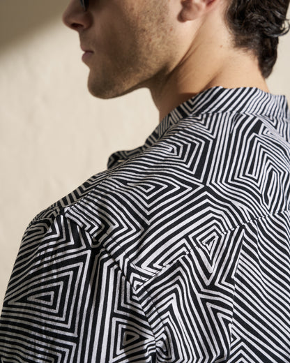 GEOMETRIC PRINT VISCOSE SHIRT